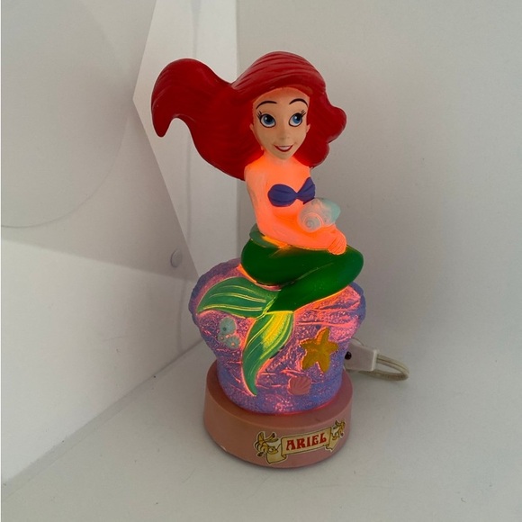 Vintage The Little Mermaid Night Light Lamp, Disney's Ariel Light Up Figure 9” - Picture 5 of 10
